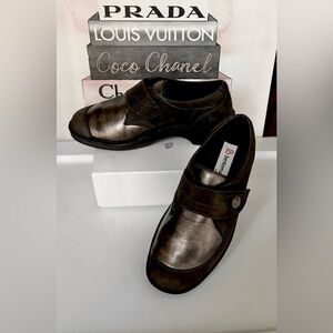Berkemann Stretch Comfort Wedge Shoes in Metallic Bronze & Black Size 7